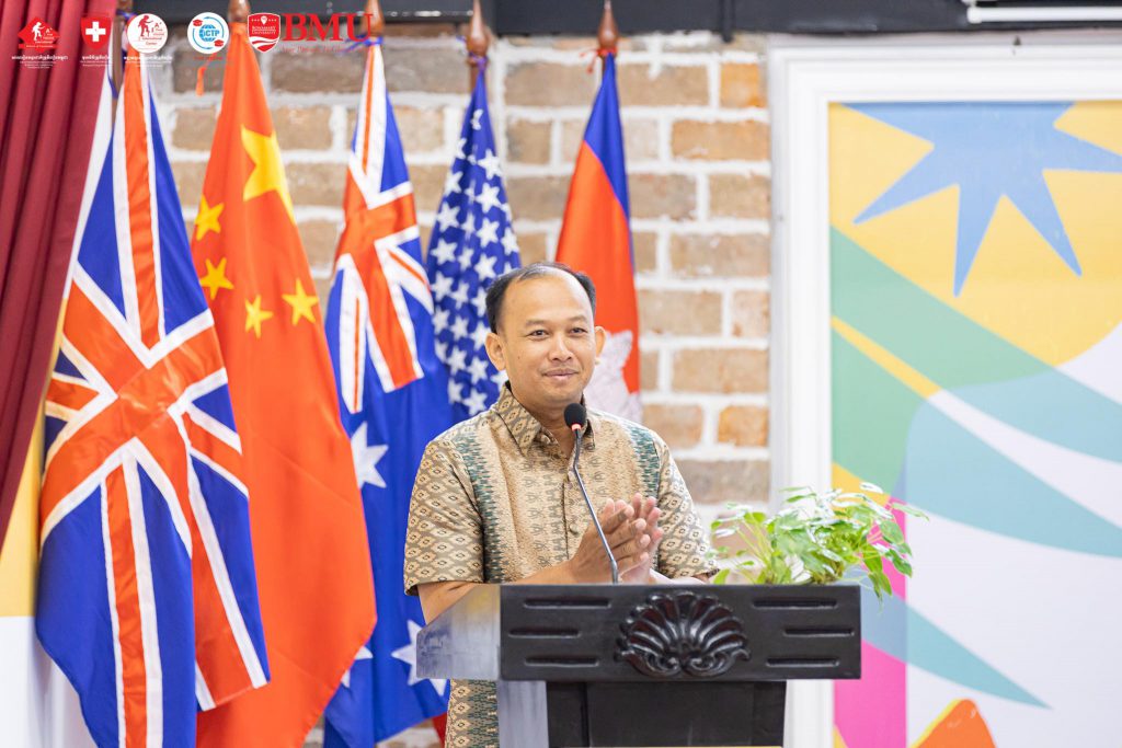 សូមអបអរសាទរចំពោះប្អូនៗជ័យលាភីក្នុងការប្រកួតគំនូរប្រចាំឆ្នាំ២០២៥ ការប្រកួតគំនូរកម្រិតសិស្សថ្នាក់ទី៣ ក្រោមប្រធានបទ” ទេសភាពស្រុកស្រែ”។