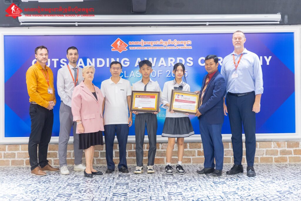 អបអរសាទរពិធីប្រគល់ប័ណ្ណសរសើរសិស្សឆ្នេីមប្រចាំឆ្នាំសិក្សា ២០២៤-២០២៥ អបអរសាទរពិធីប្រគល់ប័ណ្ណសរសើរសិស្សឆ្នេីមប្រចាំឆ្នាំសិក្សា ២០២៤-២០២៥