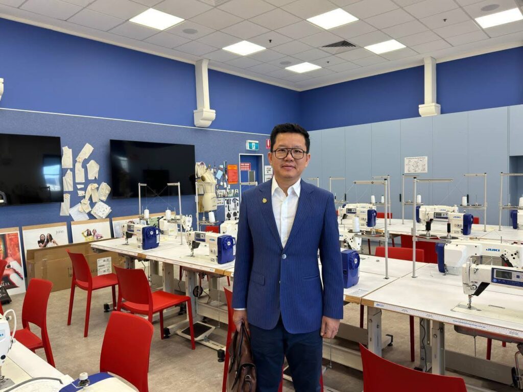 Dr. Seng Bona, Chairman of True VISIONS paid an official visit to Torrens University Australia in Melbourne, Australia.June 2025