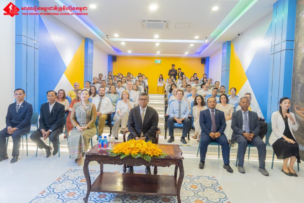 ពិធីសម្ពោធអគារសិក្សានៃសាលារៀនអន្តរជាតិទ្រូវីហ្សិនកម្ពុជា សាខាវត្តទួល ក្នុងខណ្ឌឫស្សីកែវ (True VISIONS International School of Cambodia)