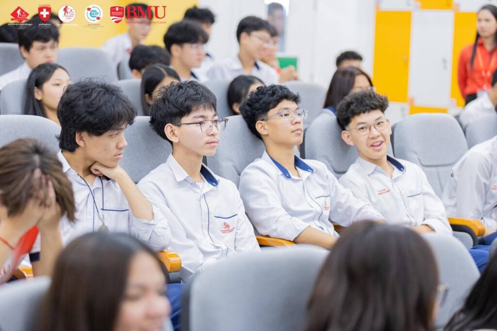 True VISIONS Debate Club